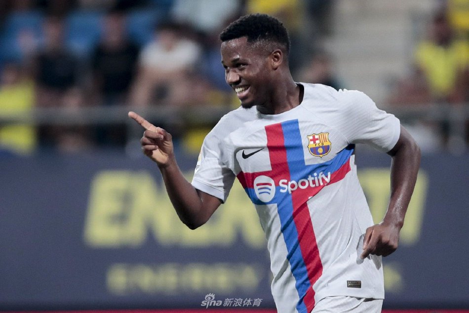 [高尔夫]黄健妮夺亚太女子业余锦标赛冠军刘宇婕进入前十.