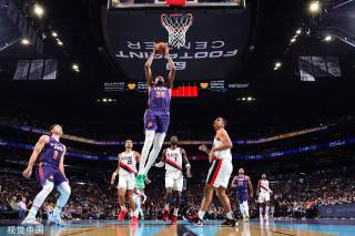 场中重塑品 场中重塑品